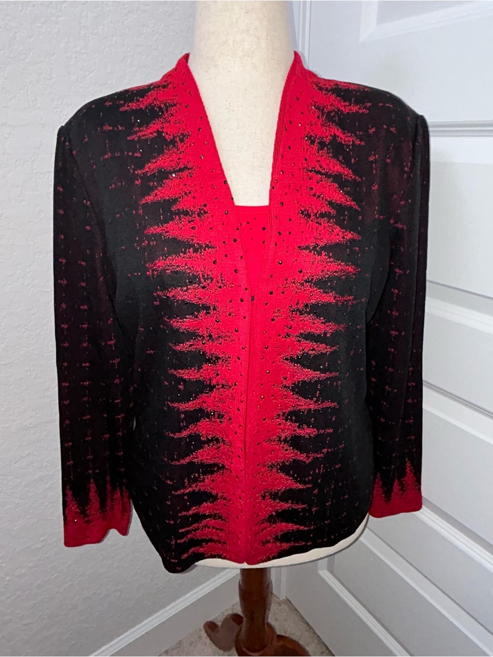 Ming Wang Knit Sleeveless Long Sleeve Cardigan 2 Piece Set